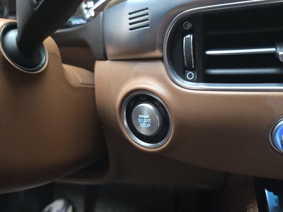 2020 Genesis G90 thumbnail 27