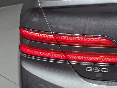 2020 Genesis G90 照片 10