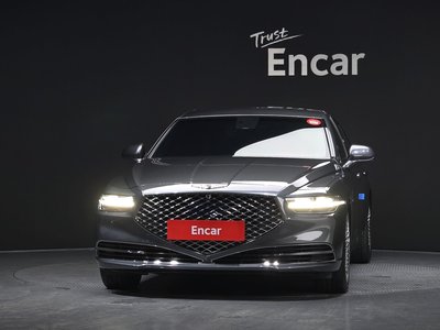 2020 Genesis G90 照片 2