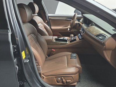 2020 Genesis G90 thumbnail 16