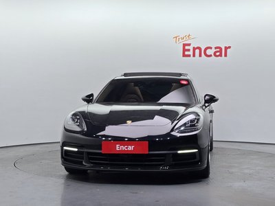 PORSCHE PANAMERA - 2