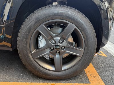 LAND ROVER DEFENDER 110 X DYNAMIC HSE D300 - 8