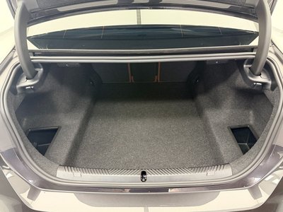 صورة مصغرة 17 لـ 2025 BMW 5 SERIES
