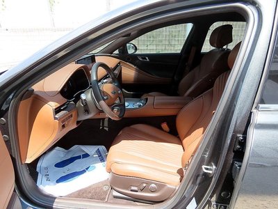 GENESIS G80 (RG3) - 10