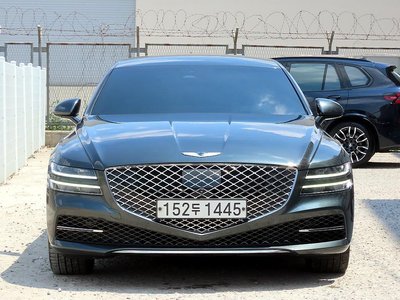 GENESIS G80 (RG3) - 2
