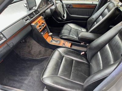 صورة 7 لـ 1991 Mercedes-BENZ MEDIUM-CLASS