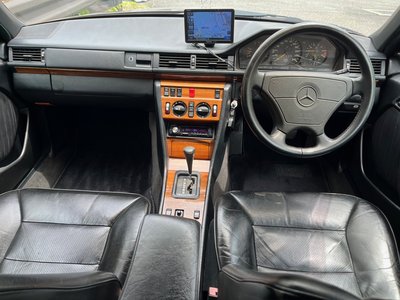 صورة 4 لـ 1991 Mercedes-BENZ MEDIUM-CLASS
