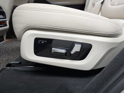 2022 BMW X7 — миниатюра 33