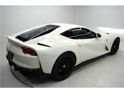 FERRARI 812 - 7