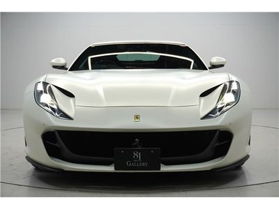 FERRARI 812 - 2