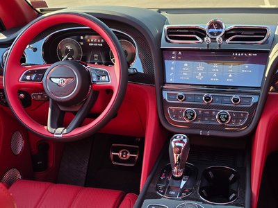 BENTLEY BENTAYGA - 9