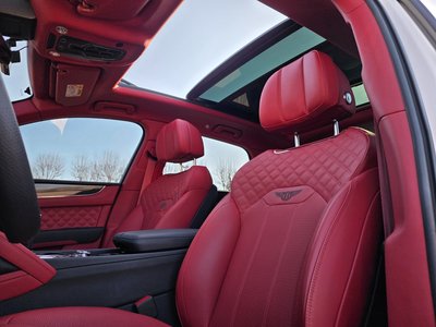 BENTLEY BENTAYGA - 10