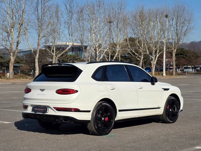 BENTLEY BENTAYGA - 5