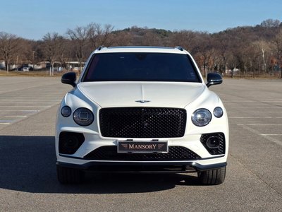 BENTLEY BENTAYGA - 2