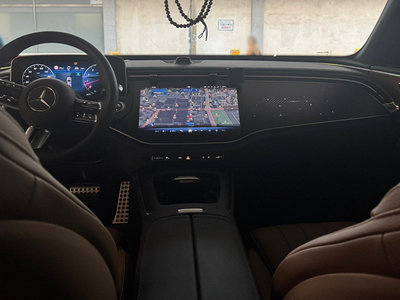 MERCEDES-BENZ E-CLASS - 9