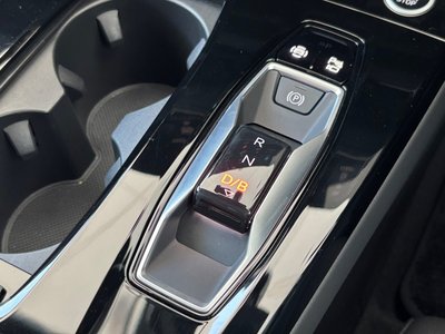 صورة 32 لـ 2025 AUDI Q6 E-TRON