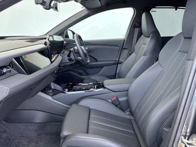 صورة 47 لـ 2025 AUDI Q6 E-TRON