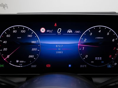MERCEDES-BENZ GLC - 8