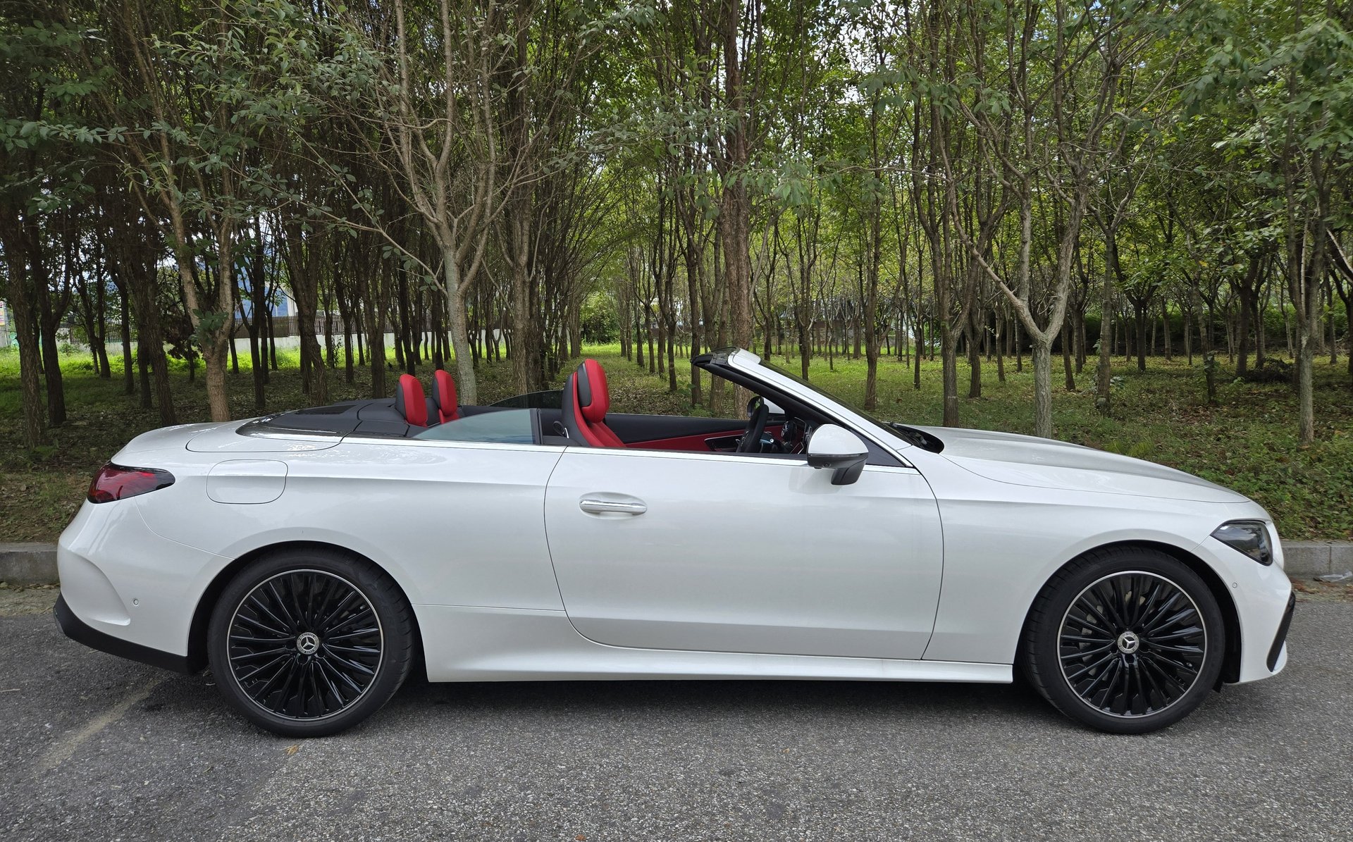 MERCEDES-BENZ CLE - View 1