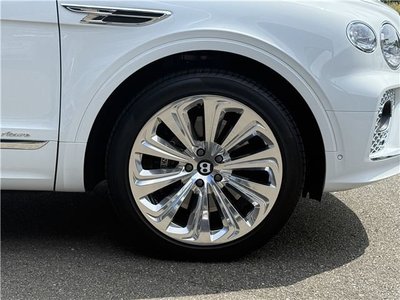 صورة مصغرة 22 لـ 2024 Bentley BENTAYGA