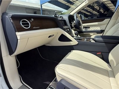 صورة مصغرة 37 لـ 2024 Bentley BENTAYGA