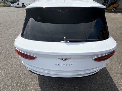 صورة مصغرة 18 لـ 2024 Bentley BENTAYGA
