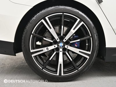 صورة 6 لـ 2025 BMW 5 SERIES
