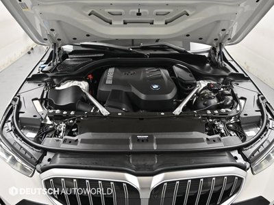 صورة 7 لـ 2025 BMW 5 SERIES
