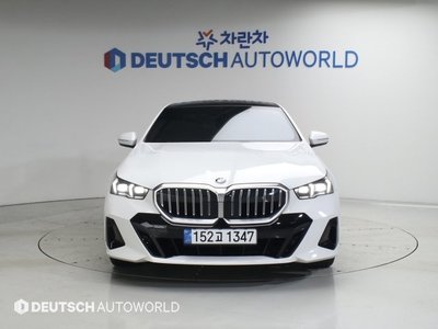 صورة 2 لـ 2025 BMW 5 SERIES