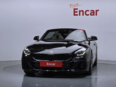 2024 BMW Z4 photo 2