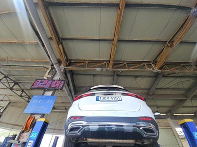 MERCEDES-BENZ GLC-CLASS - 2