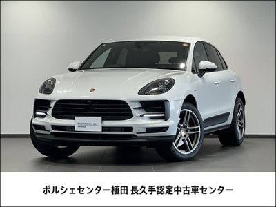 PORSCHE MACAN - 1