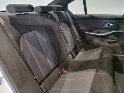 صورة مصغرة 34 لـ 2025 BMW 3 SERIES