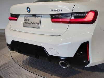 صورة مصغرة 25 لـ 2025 BMW 3 SERIES