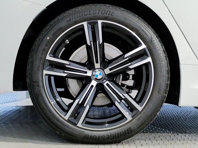 صورة مصغرة 21 لـ 2025 BMW 3 SERIES