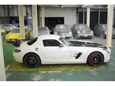 MERCEDES-BENZ SL AMG - 3