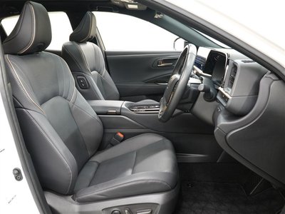 2024 Toyota CROWN SPORT photo 7