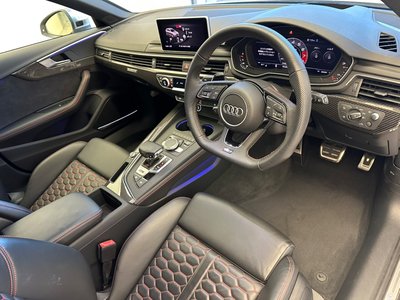 2019 AUDI RS4 AVANT — фото 12