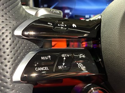 2025 Mercedes-BENZ SL AMG 缩略图 13