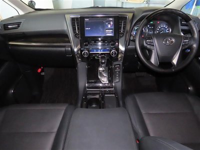 TOYOTA ALPHARD - 2