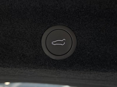 2026 Tesla MODEL Y — миниатюра 33