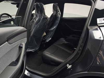 2026 Tesla MODEL Y — миниатюра 16