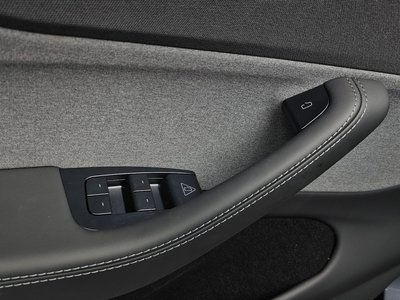 2026 Tesla MODEL Y — миниатюра 30