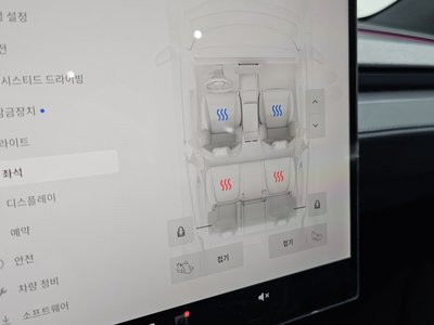 2026 Tesla MODEL Y — миниатюра 23