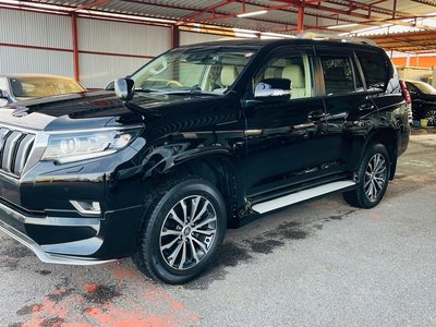 TOYOTA LAND CRUISER PRADO - 7