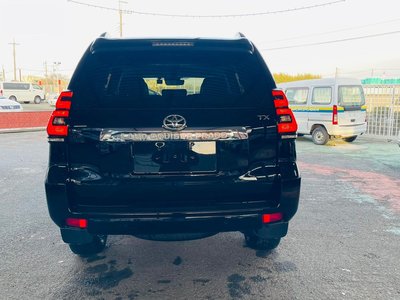 TOYOTA LAND CRUISER PRADO - 5