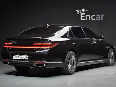 2019 Genesis G90 photo 3