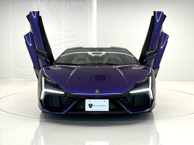 صورة 4 لـ 2025 Lamborghini REVUELTO