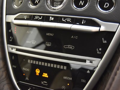 2018 Aston Martin DB11 thumbnail 24