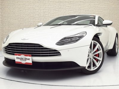 2018 Aston Martin DB11 — фото 1